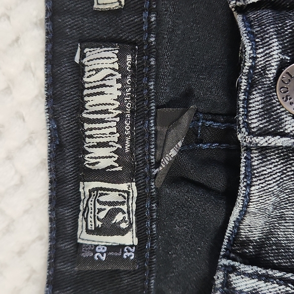 SOCIAL COLLISION WOMENS JEANS RUDE FIT SIZE  28×32 WASHED BLACK DENIM - Picture 4 of 11